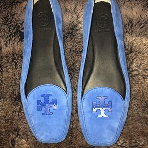 Tory Burch - Fitz Suede Logo Loafer, Jelly Blue